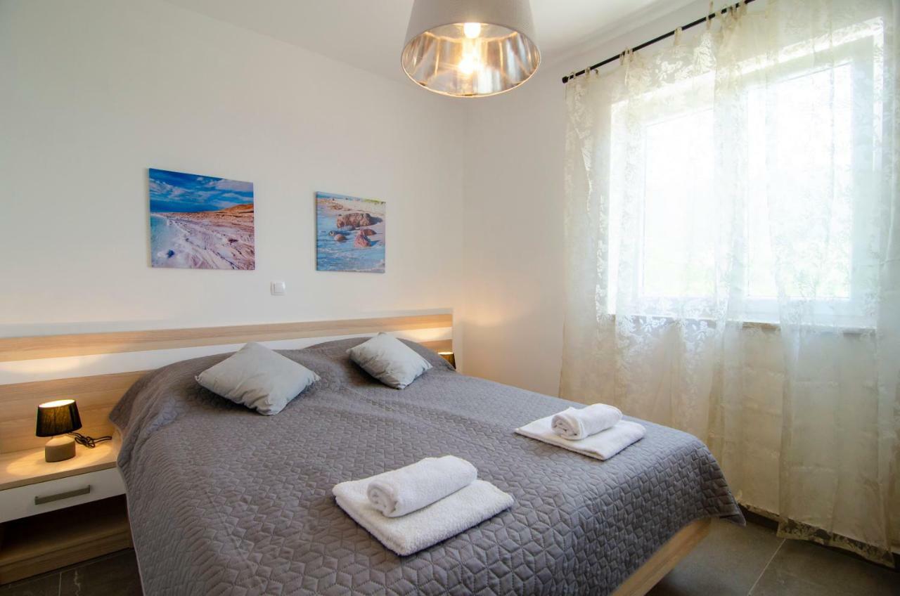 Apartments Sara 3 โบล ภายนอก รูปภาพ