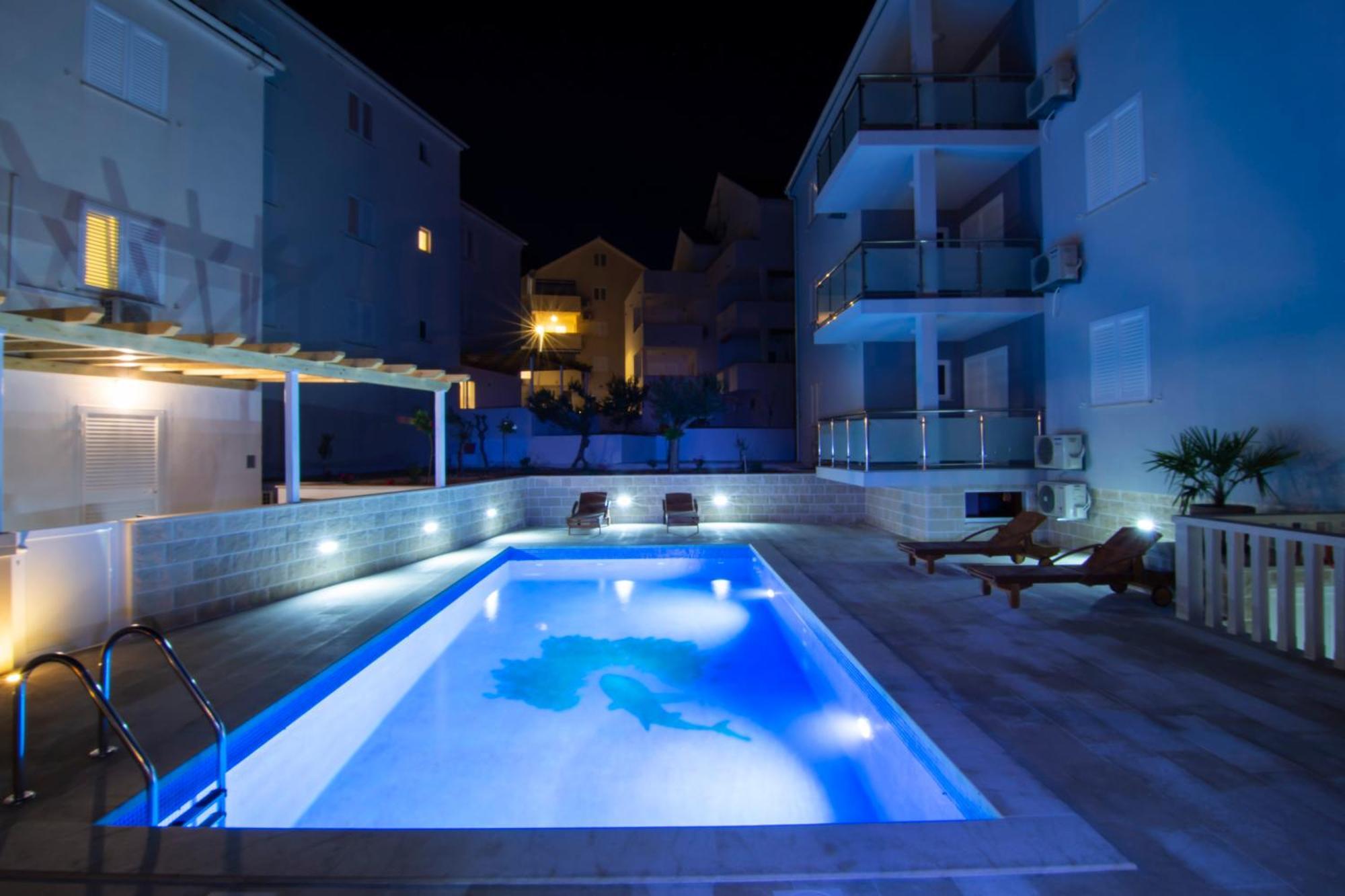 Apartments Sara 3 โบล ภายนอก รูปภาพ