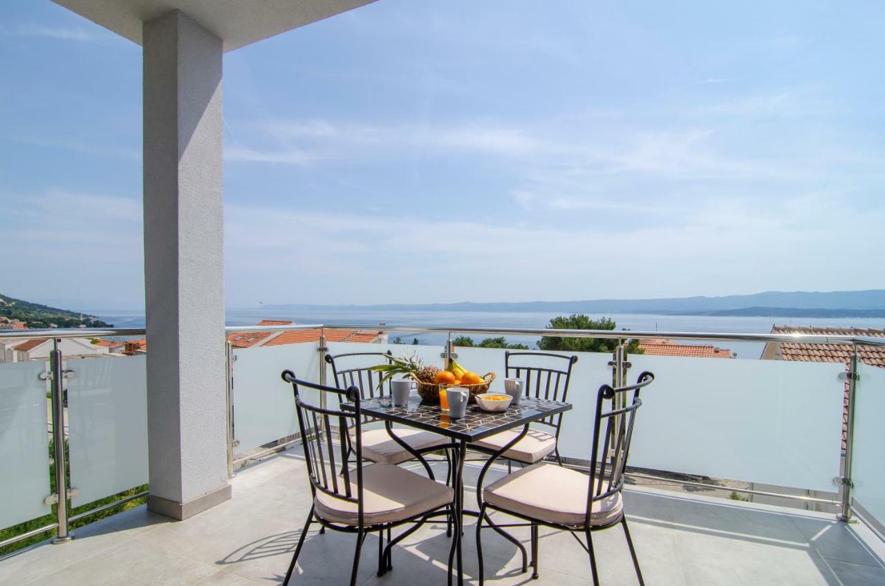 Apartments Sara 3 โบล ภายนอก รูปภาพ