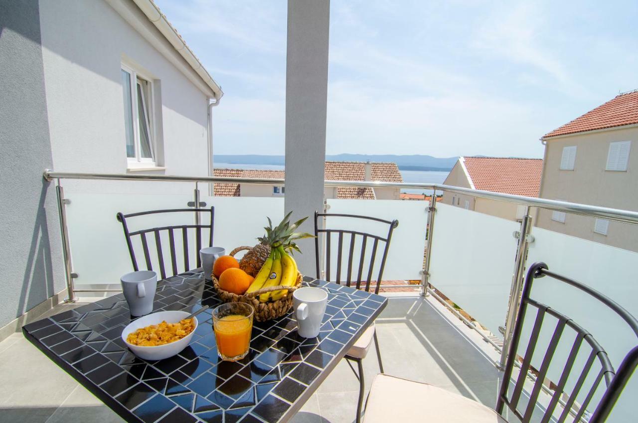 Apartments Sara 3 โบล ภายนอก รูปภาพ
